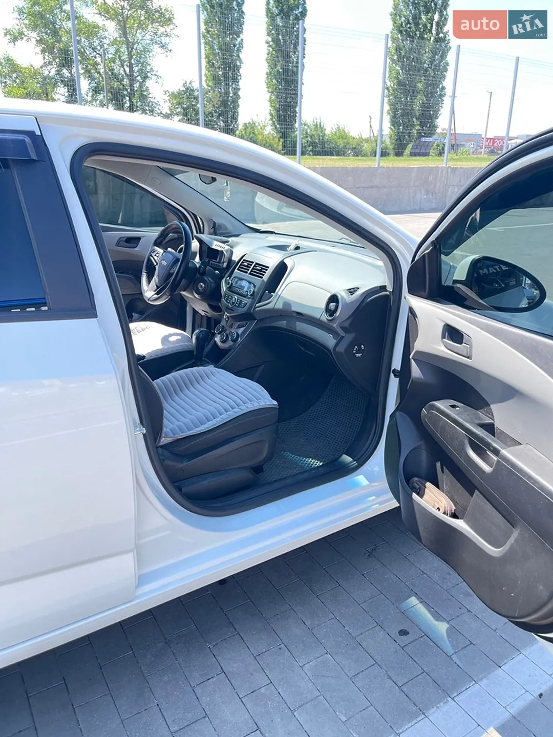 2012 Chevrolet Aveo - мініатюра 11