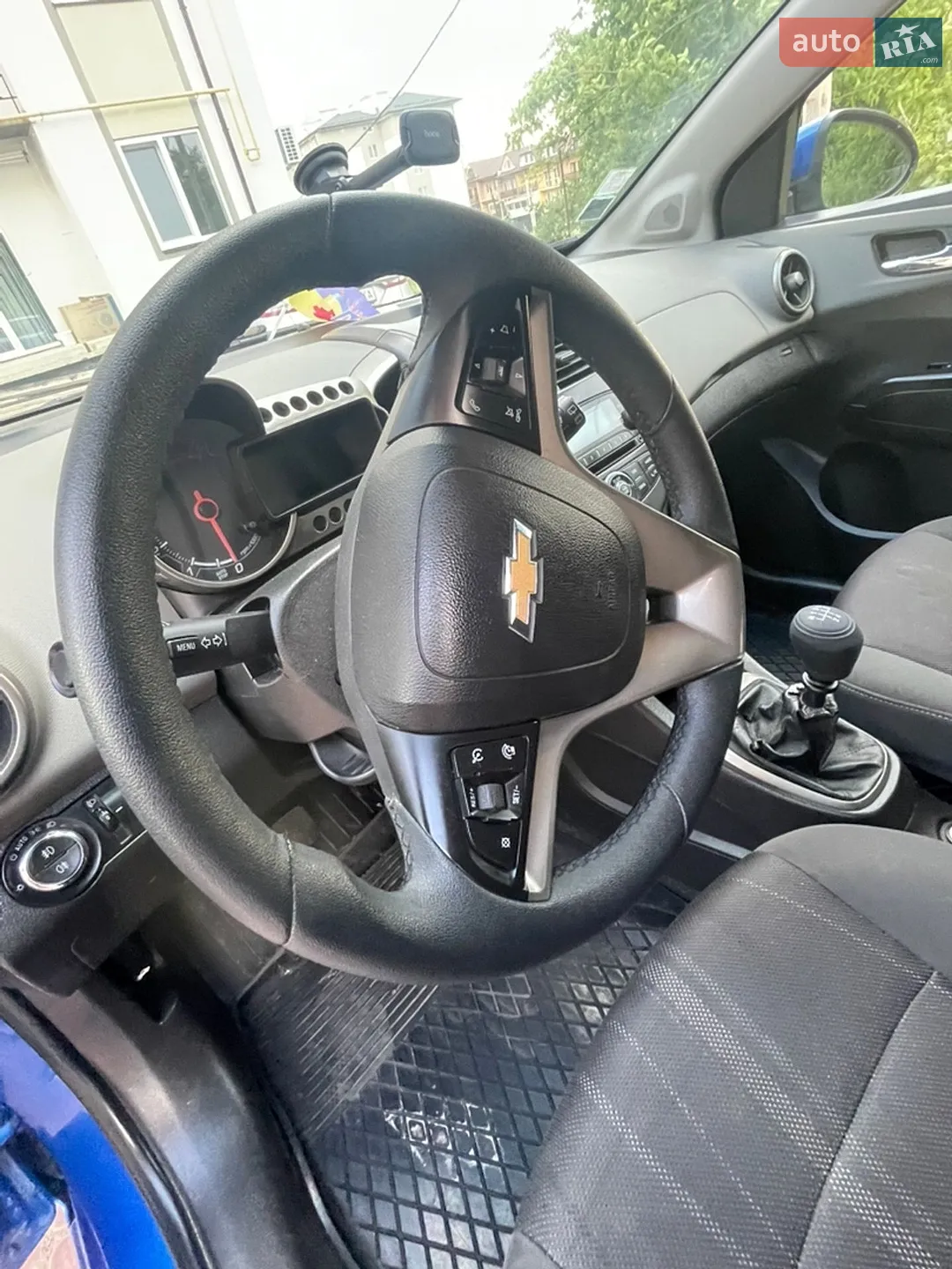 2012 Chevrolet Aveo - мініатюра 11