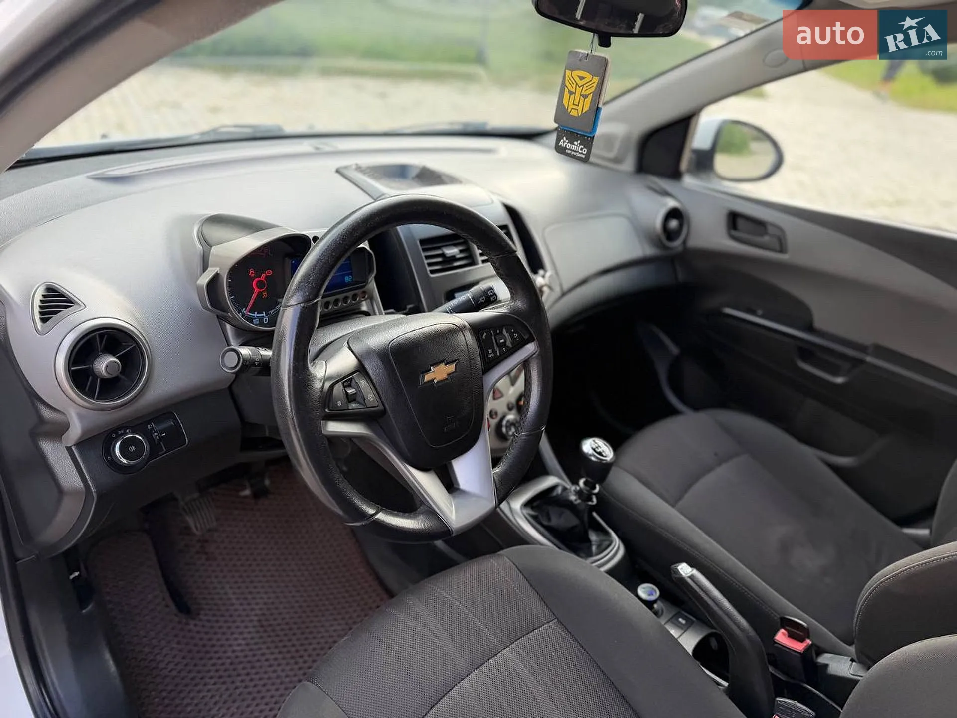 2013 Chevrolet Aveo - мініатюра 25
