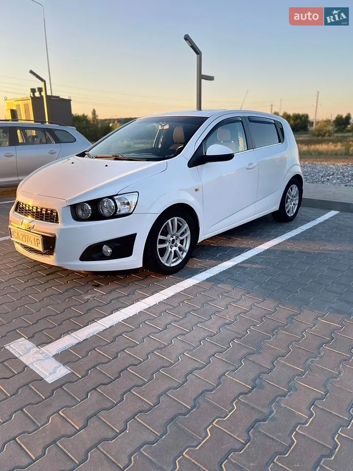 2011 Chevrolet Aveo - мініатюра 11