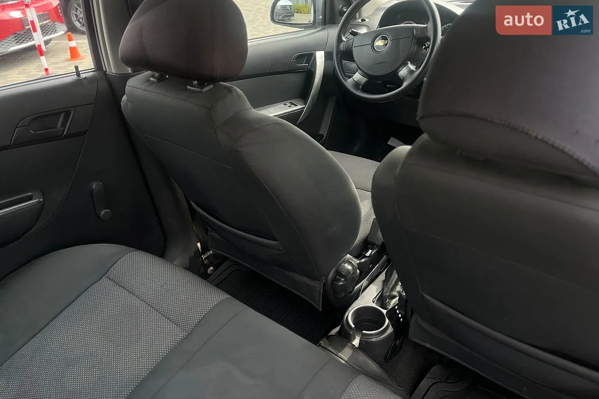 2011 Chevrolet Aveo - мініатюра 28