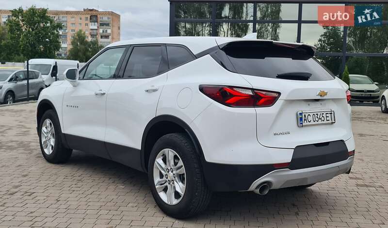 Внедорожник / Кроссовер Chevrolet Blazer 2019 в Луцке
