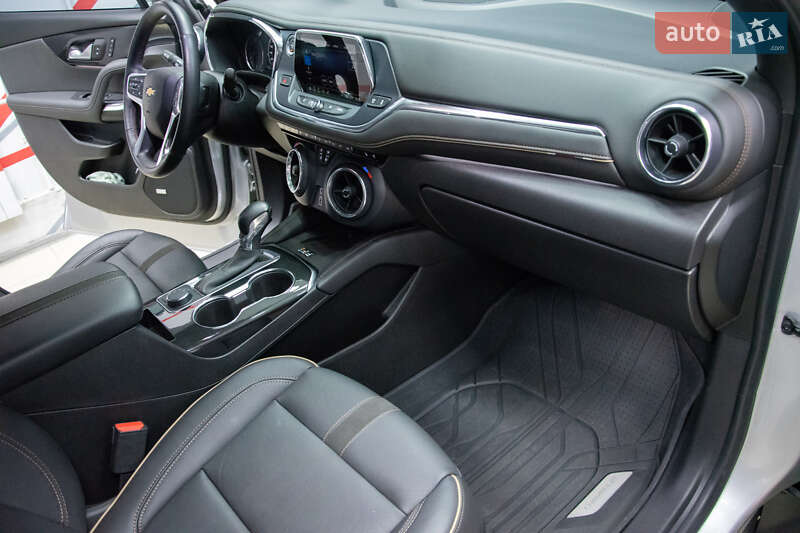 Внедорожник / Кроссовер Chevrolet Blazer 2019 в Харькове