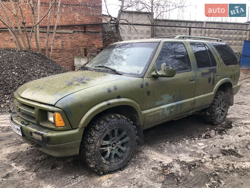 Внедорожник / Кроссовер Chevrolet Blazer 1996 в Харькове