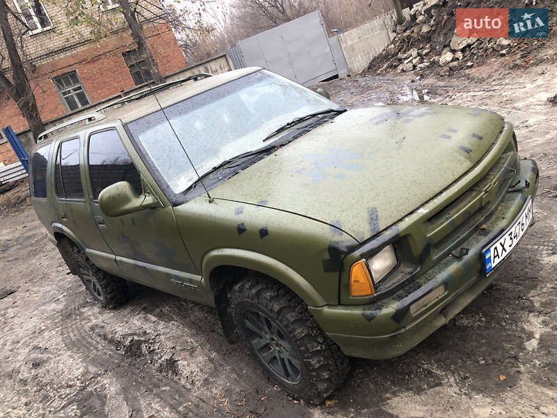 Внедорожник / Кроссовер Chevrolet Blazer 1996 в Харькове