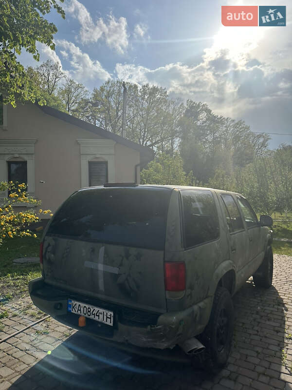 Внедорожник / Кроссовер Chevrolet Blazer 1997 в Киеве