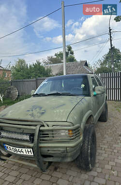 Позашляховик / Кросовер Chevrolet Blazer 1997 в 