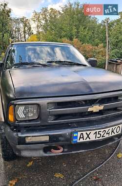 Внедорожник / Кроссовер Chevrolet Blazer 1995 в Южном