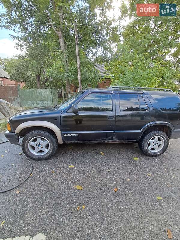 Позашляховик / Кросовер Chevrolet Blazer 1995 в Південному