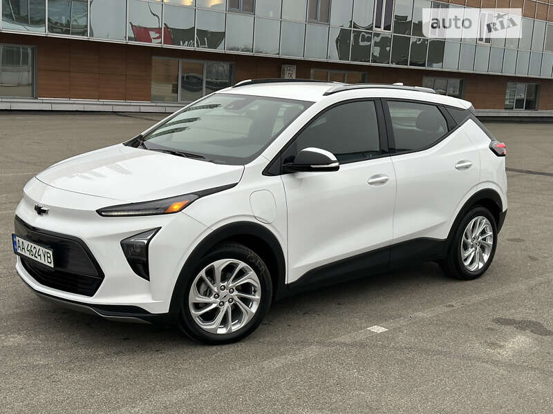 Позашляховик / Кросовер Chevrolet Bolt EUV 2023 в Києві