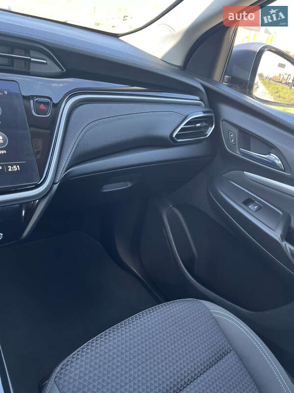 Позашляховик / Кросовер Chevrolet Bolt EUV 2023 в Полтаві