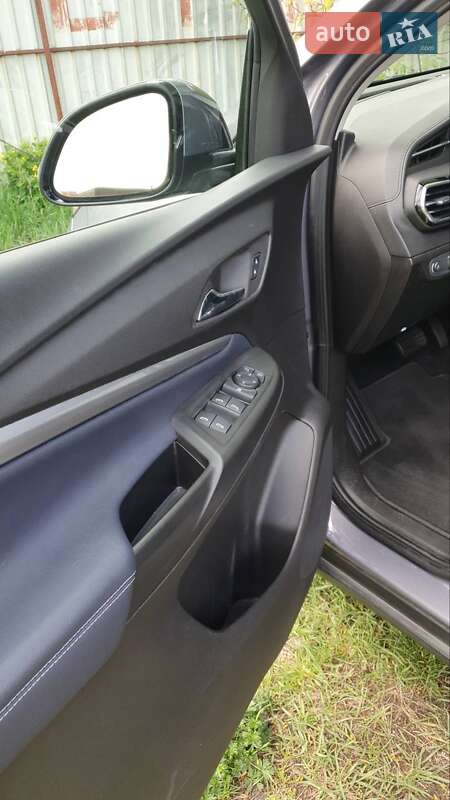 Внедорожник / Кроссовер Chevrolet Bolt EUV 2021 в Киеве