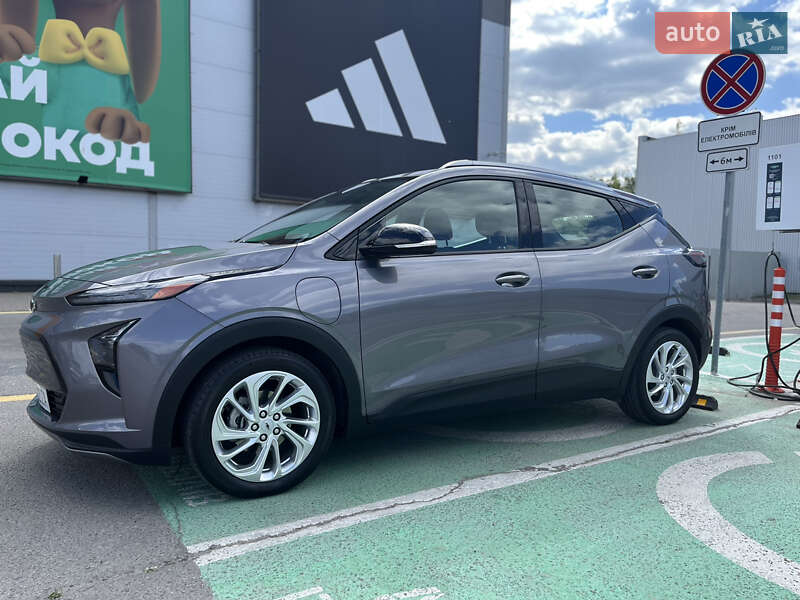 Позашляховик / Кросовер Chevrolet Bolt EUV 2023 в Полтаві