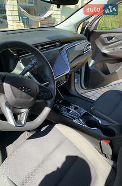 Позашляховик / Кросовер Chevrolet Bolt EUV 2023 в 