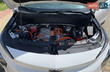 Позашляховик / Кросовер Chevrolet Bolt EUV 2023 в 