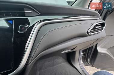 Позашляховик / Кросовер Chevrolet Bolt EUV 2023 в 