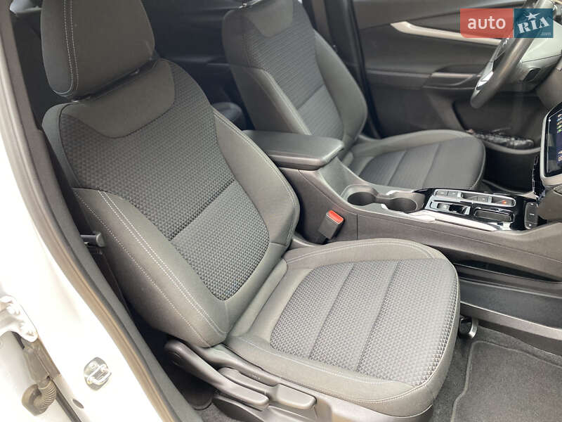 Позашляховик / Кросовер Chevrolet Bolt EUV 2021 в Житомирі