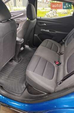 Позашляховик / Кросовер Chevrolet Bolt EUV 2023 в 
