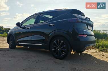 Хэтчбек Chevrolet Bolt EUV 2022 в 