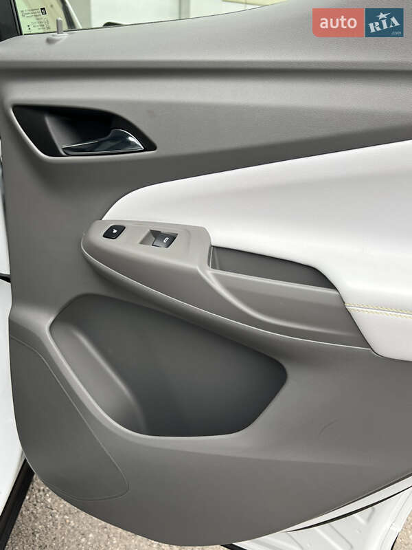 Хетчбек Chevrolet Bolt EUV 2023 в Одесі
