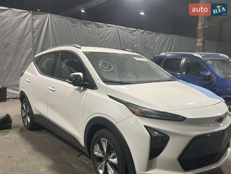 Позашляховик / Кросовер Chevrolet Bolt EUV 2023 в  фото Позашляховик / Кросовер Chevrolet Bolt EUV 2023 в