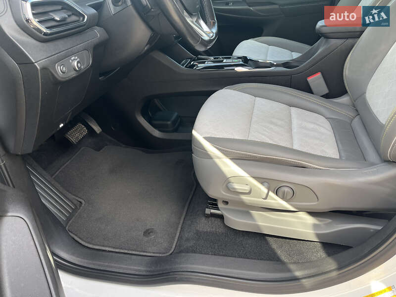 Внедорожник / Кроссовер Chevrolet Bolt EUV 2023 в Житомире