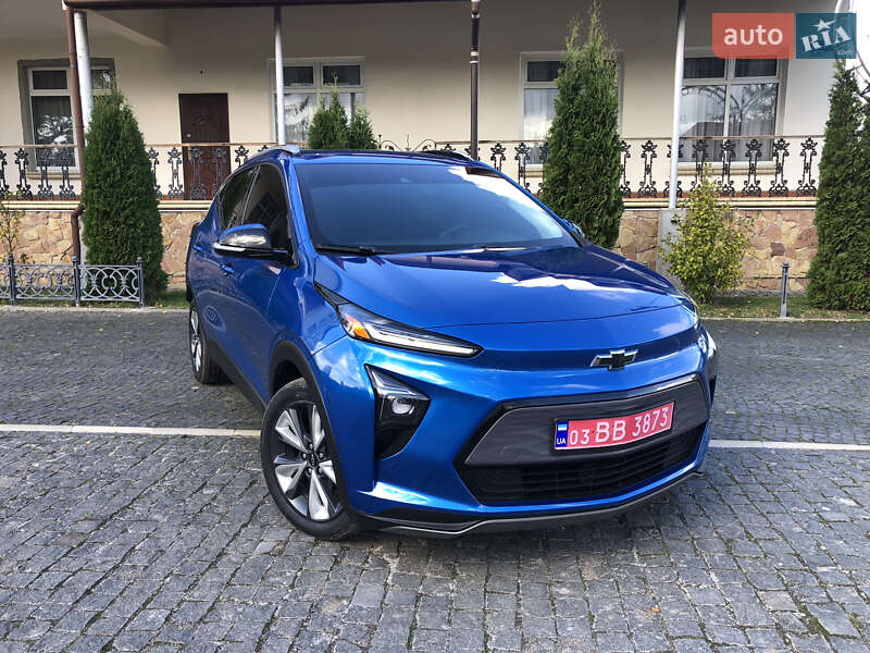 Позашляховик / Кросовер Chevrolet Bolt EUV 2022 в 