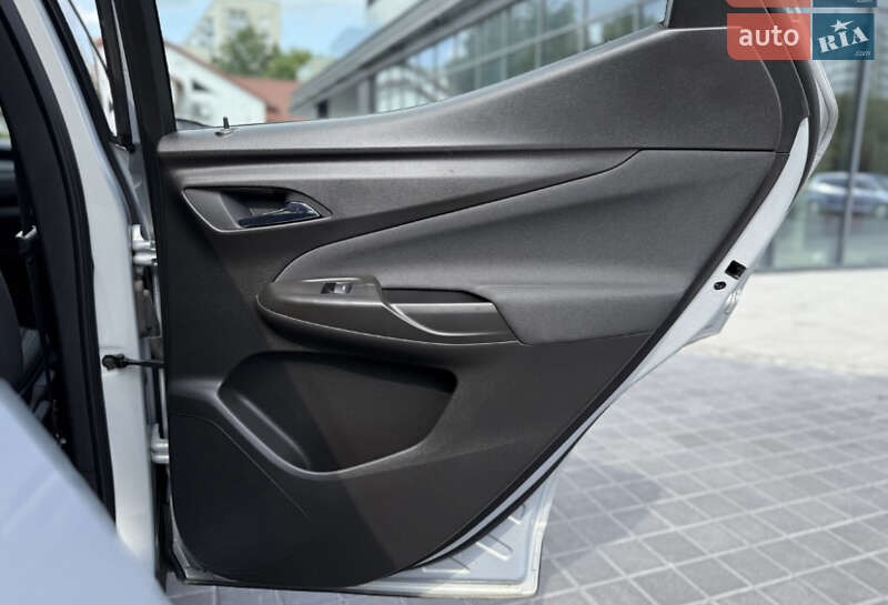 Позашляховик / Кросовер Chevrolet Bolt EUV 2022 в Львові