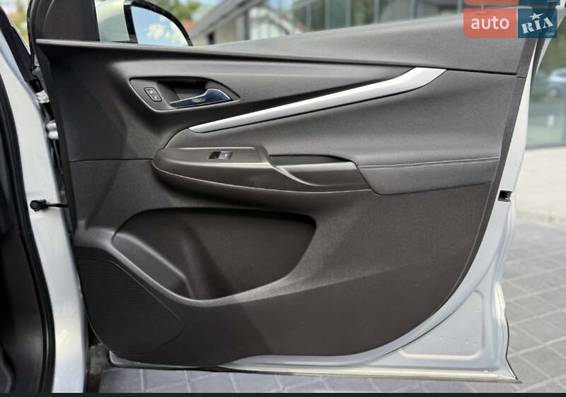 Позашляховик / Кросовер Chevrolet Bolt EUV 2022 в Львові