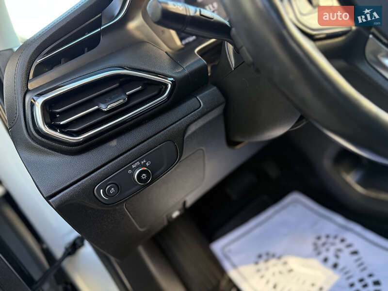 Позашляховик / Кросовер Chevrolet Bolt EUV 2023 в Дрогобичі