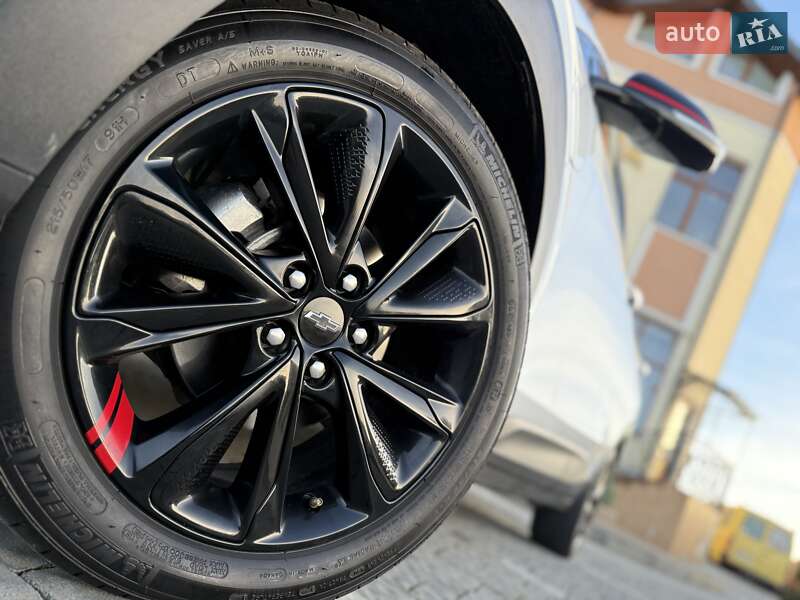 Позашляховик / Кросовер Chevrolet Bolt EUV 2023 в Дрогобичі