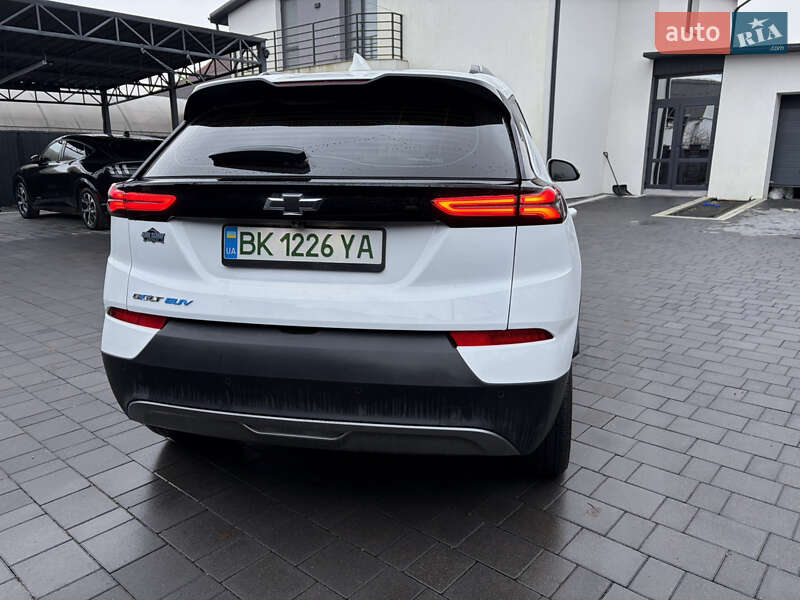 Позашляховик / Кросовер Chevrolet Bolt EUV 2022 в Рівному