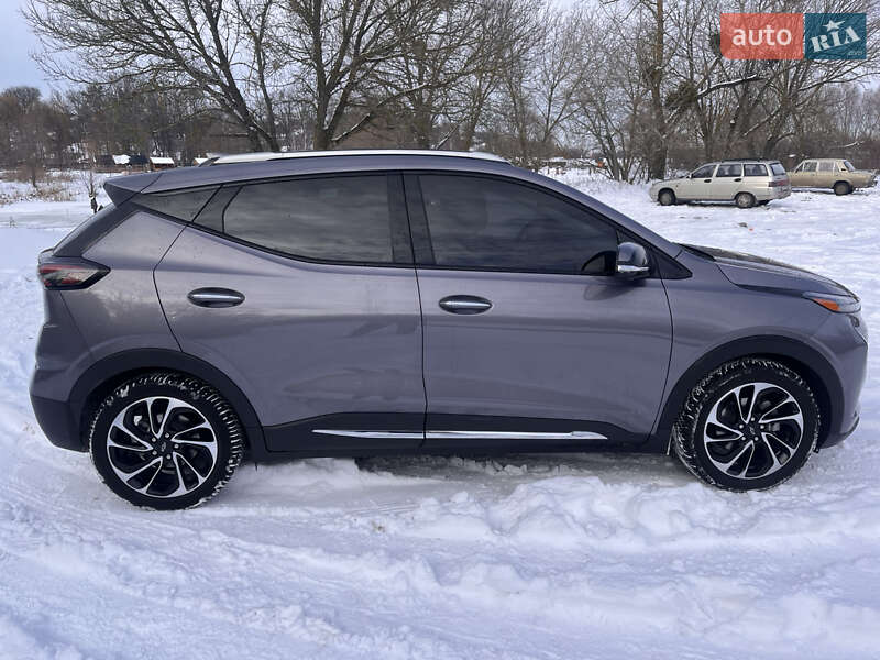 Позашляховик / Кросовер Chevrolet Bolt EUV 2021 в Ромнах