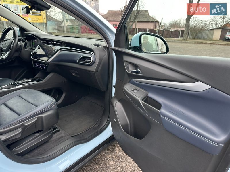 Внедорожник / Кроссовер Chevrolet Bolt EUV 2022 в Первомайске