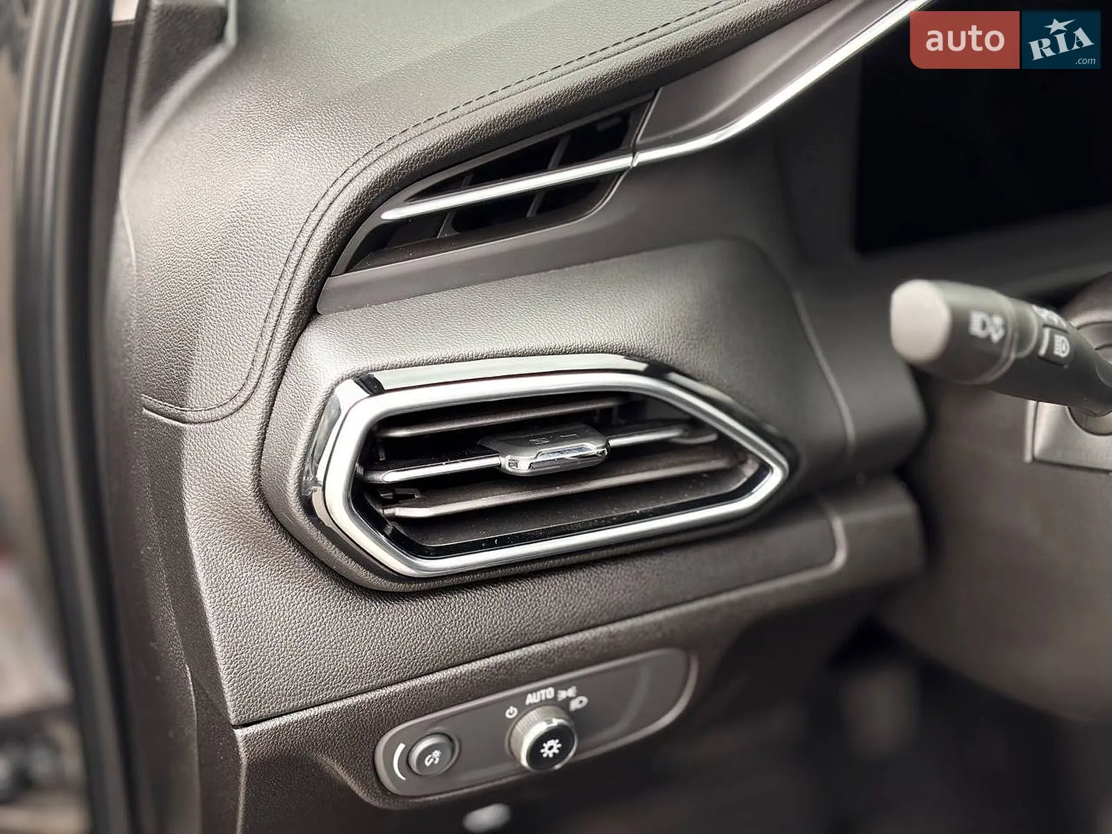 2022 Chevrolet Bolt EUV - мініатюра 23