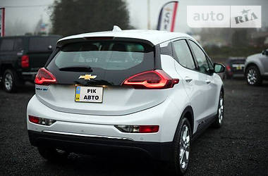 Хэтчбек Chevrolet Bolt EV 2019 в Киеве