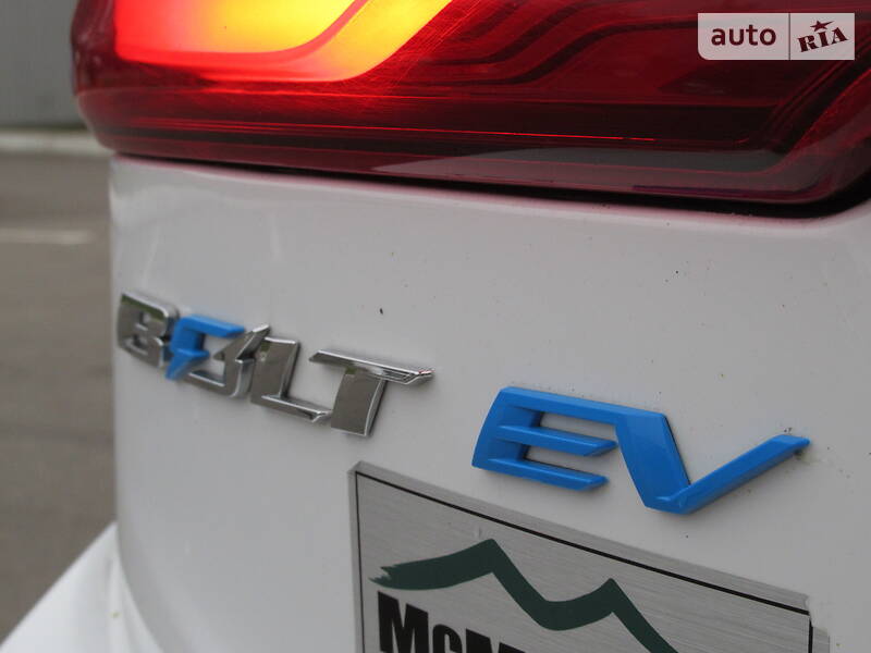 Хетчбек Chevrolet Bolt EV 2017 в Києві