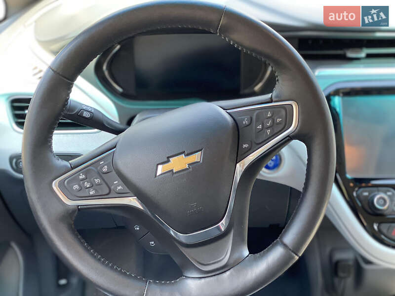 Хэтчбек Chevrolet Bolt EV 2017 в Киеве