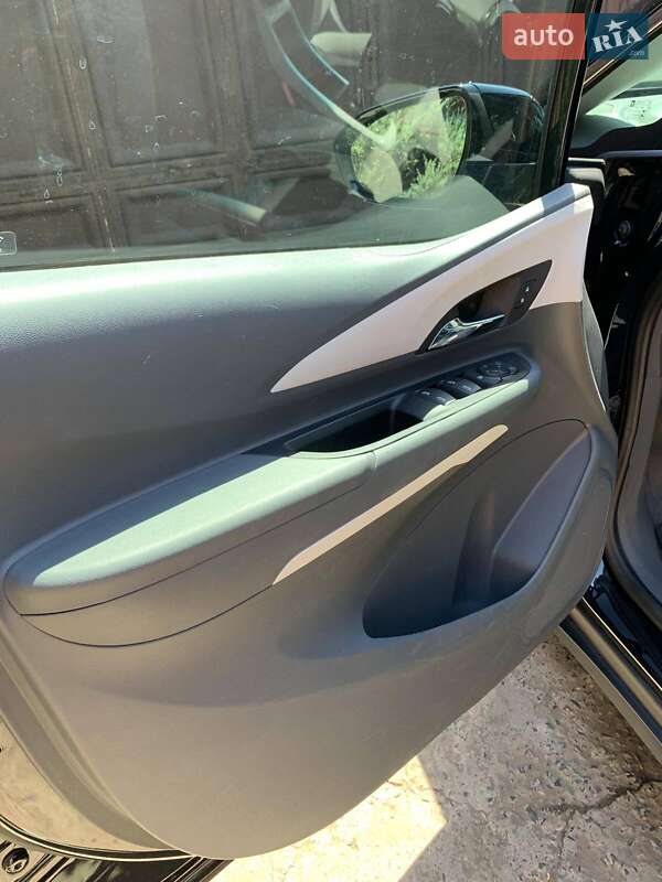 Хэтчбек Chevrolet Bolt EV 2018 в Кривом Роге