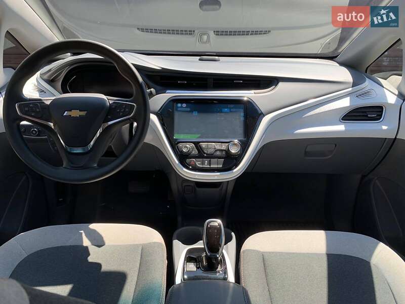Хэтчбек Chevrolet Bolt EV 2018 в Кривом Роге