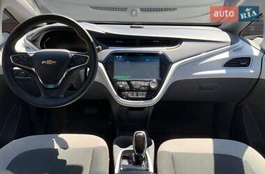 Хэтчбек Chevrolet Bolt EV 2018 в 