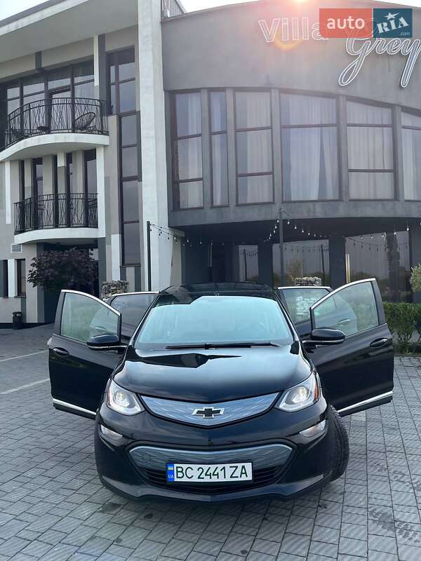Хэтчбек Chevrolet Bolt EV 2018 в Стрые