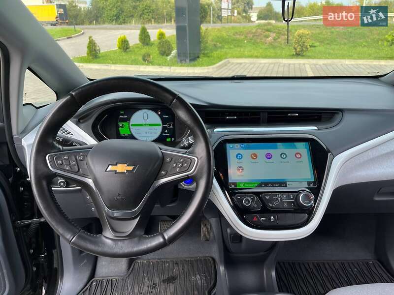 Хэтчбек Chevrolet Bolt EV 2018 в Стрые