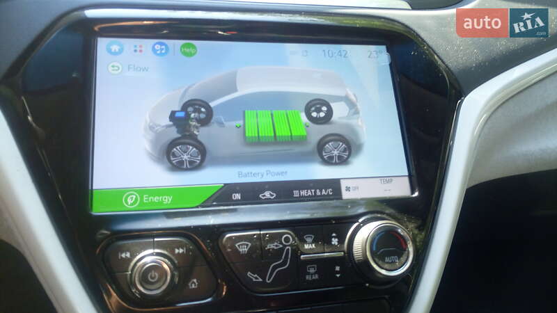 Хетчбек Chevrolet Bolt EV 2017 в Могилів-Подільському