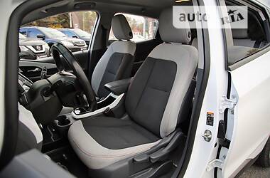 Хетчбек Chevrolet Bolt EV 2017 в 