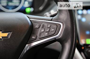 Хетчбек Chevrolet Bolt EV 2017 в 