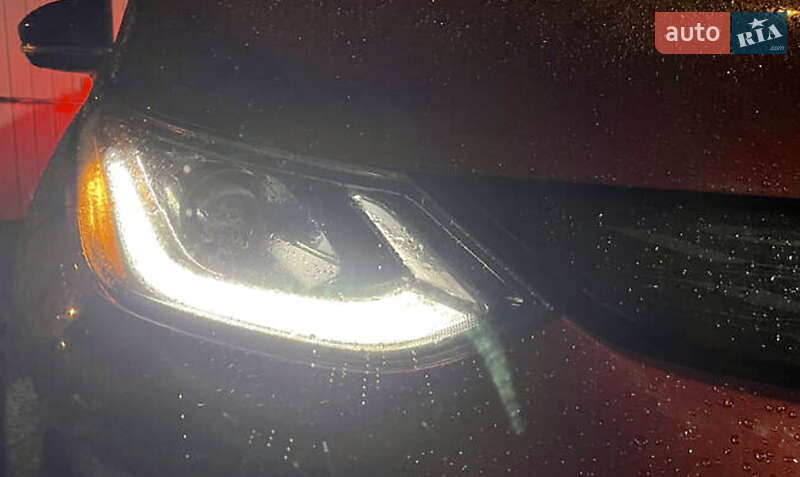 Хэтчбек Chevrolet Bolt EV 2017 в Киеве