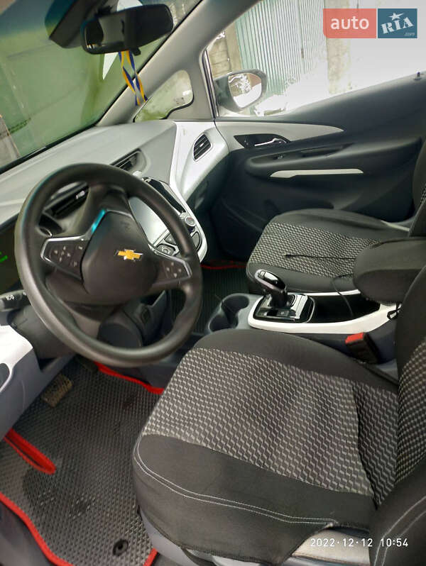 Хетчбек Chevrolet Bolt EV 2018 в Києві