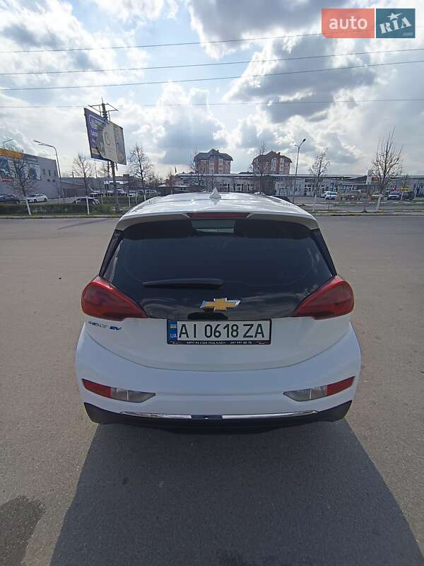 Хэтчбек Chevrolet Bolt EV 2019 в Киеве