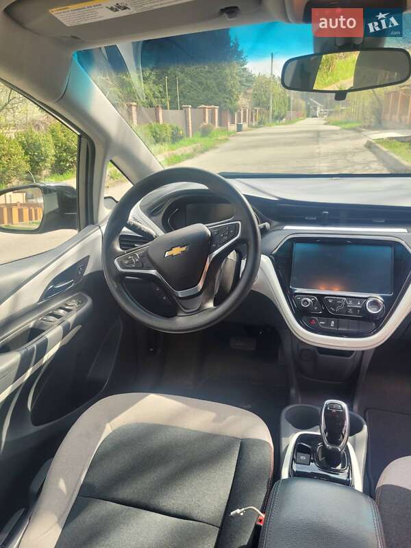 Хэтчбек Chevrolet Bolt EV 2017 в Киеве